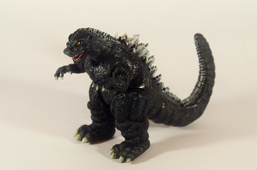 Godzilla bootleg figure fix and repaint
